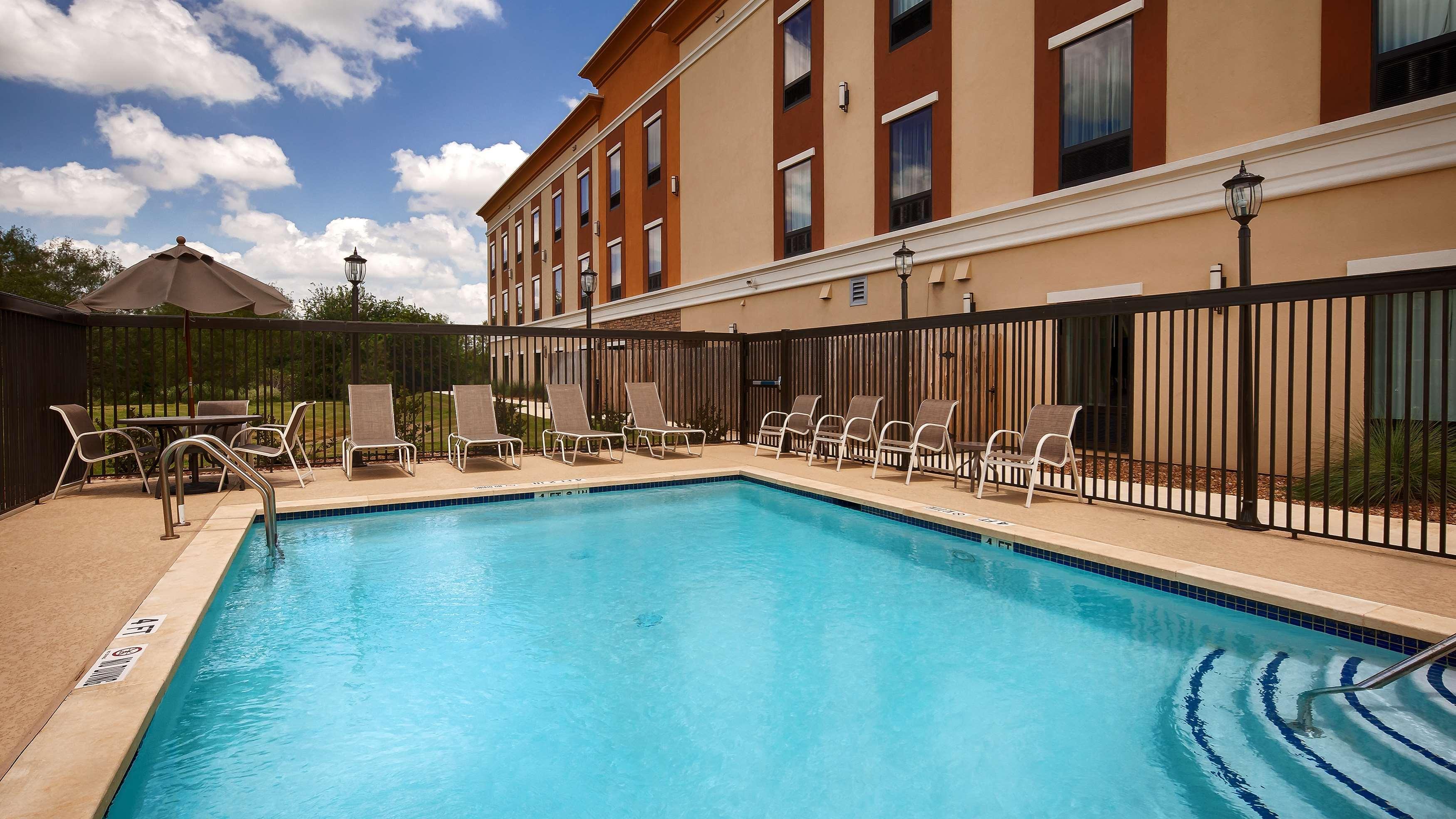 Best Western Plus Elmendorf Hotel San Antonio Hotel Kültér fotó