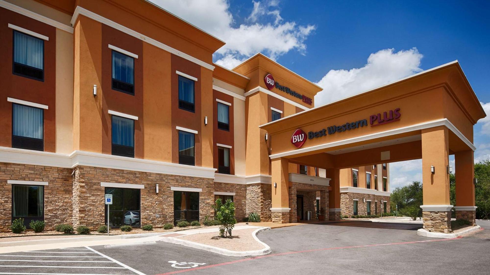 Best Western Plus Elmendorf Hotel San Antonio Hotel Kültér fotó